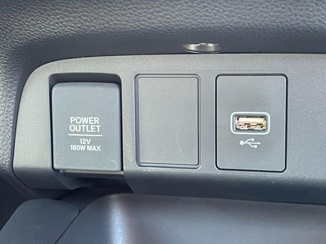 フィット ホーム　Ｈｏｎｄａ純正フルセグＮＡＶＩ・ＨｏｎｄａＳＥＮＳＩＮＧ・ＬＥＤヘッドライトＨｏｎｄａＣＯＮＮＥＣＴ・前後ドラレコ・ＥＴＣ　リアカメ　ＬＥＤライト　フルセグＴＶ　エアバッグ　スマ－トキ－　ＥＴＣ車載器（21枚目）