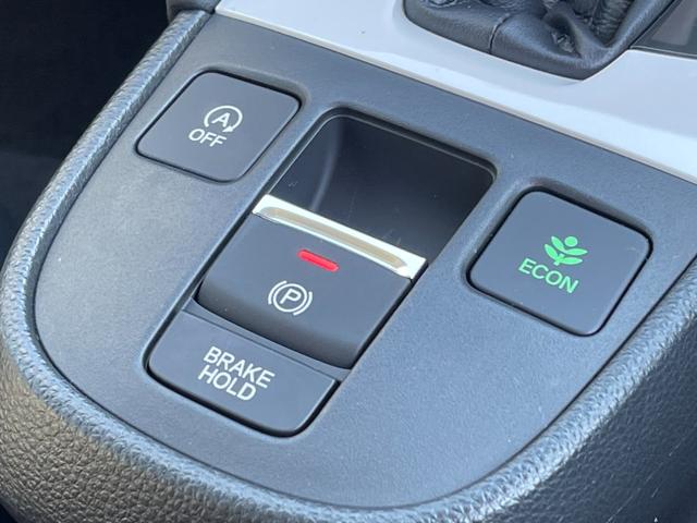 フィット ホーム　Ｈｏｎｄａ純正フルセグＮＡＶＩ・ＨｏｎｄａＳＥＮＳＩＮＧ・ＬＥＤヘッドライトＨｏｎｄａＣＯＮＮＥＣＴ・前後ドラレコ・ＥＴＣ　リアカメ　ＬＥＤライト　フルセグＴＶ　エアバッグ　スマ－トキ－　ＥＴＣ車載器（23枚目）
