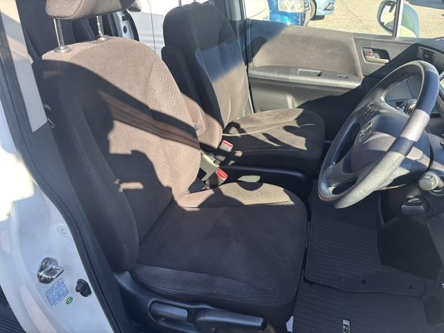 フリード Gジャストセレクション 社外フルセグNAVI・ETC・HIDヘッドライト Bモニター スマトキー 地上デジタルTV 助手席エアバッグ AUTOエアコン パワステ ナビTV 両側スライド片側電動 運転席エアバッグ PW ABS(23枚目)