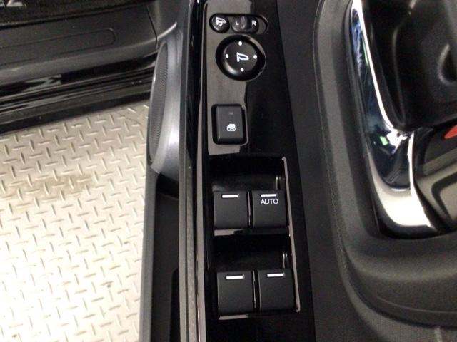 N-ONE RS LED・メモリナビ・CD・バックカメラ・純正AW・シートヒーター・ETC サイドカーテンエアバック クリアランスソナー 横滑り防止機能 インテリキー ETC付き AAC オートクルーズコントロール(29枚目)