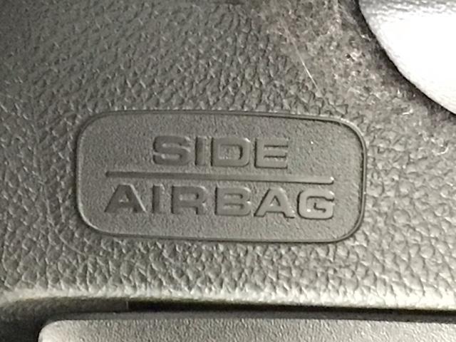 フィット ｅ：ＨＥＶホーム　レンタＵＰ・フルセグ・メモリナビ・バックカメラ・ホンダＣＯＮＮＥＣＴ・ＥＴＣ　前後誤発進抑制機能　クリソナ　助手席エアバッグ　運転席エアバッグ　アイドリングストップ　ＬＥＤライト　ＵＳＢ接続　ＡＢＳ（29枚目）