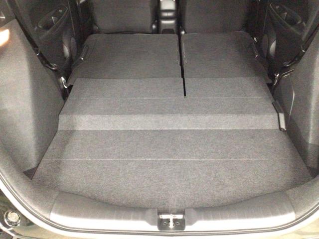 フィット ｅ：ＨＥＶホーム　レンタＵＰ・フルセグ・メモリナビ・バックカメラ・ホンダＣＯＮＮＥＣＴ・ＥＴＣ　前後誤発進抑制機能　クリソナ　助手席エアバッグ　運転席エアバッグ　アイドリングストップ　ＬＥＤライト　ＵＳＢ接続　ＡＢＳ（44枚目）