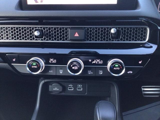 �y���E�Ɨ��I�[�g�G�A�R���z���E�ȂœƗ����x�R���g���[�����\�ł��B�^�]�Ȃ̓L���L���ɗ�₵�ď���Ȃ̓}�C���h�ɂƌ������ݒ肪�\�ł������������ŃP���J���邱�Ƃ��Ȃ��Ȃ�܂��ˁ�