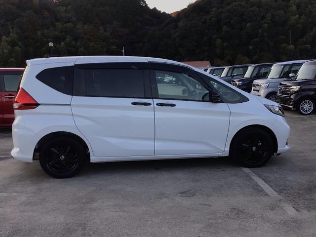 ���X�ł̔̔��ԗ��́A�Ԍ������͂������A�Ԍ��c����̎ԗ��ł��_����������������I��点�Ă��炨�q�l�ֈ����n���v���܂��̂ŁA���S���Ă��w�����������܂���