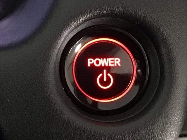 フィット ｅ：ＨＥＶホーム　レンタＵＰ・ＬＥＤ・ホンダＣＯＮＮＥＣＴ・メモリナビ・バックカメラ・ＥＴＣ　前後誤発進抑制機能　クリソナ　助手席エアバッグ　運転席エアバッグ　ＬＥＤライト　ＵＳＢ接続　ＡＢＳ　サイドエアバッグ　ＶＳＡ（14枚目）