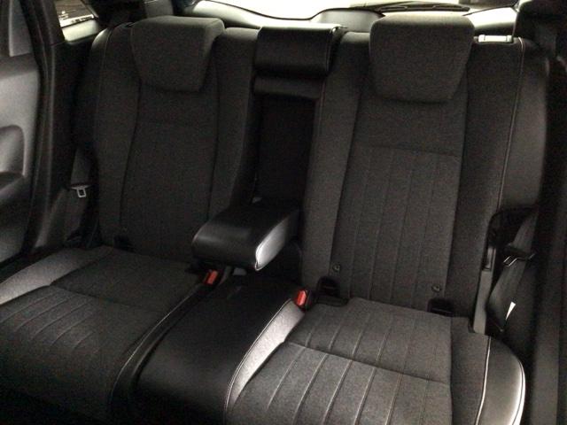 フィット ｅ：ＨＥＶホーム　レンタＵＰ・ＬＥＤ・ホンダＣＯＮＮＥＣＴ・メモリナビ・バックカメラ・ＥＴＣ　前後誤発進抑制機能　クリソナ　助手席エアバッグ　運転席エアバッグ　ＬＥＤライト　ＵＳＢ接続　ＡＢＳ　サイドエアバッグ　ＶＳＡ（36枚目）