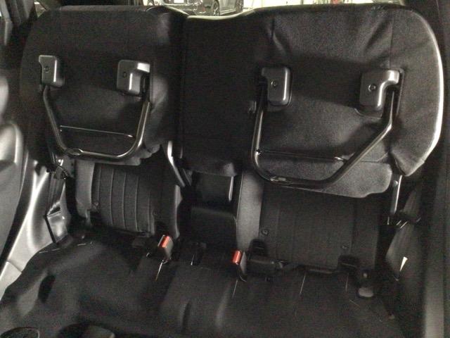 フィット ｅ：ＨＥＶホーム　レンタＵＰ・ＬＥＤ・ホンダＣＯＮＮＥＣＴ・メモリナビ・バックカメラ・ＥＴＣ　前後誤発進抑制機能　クリソナ　助手席エアバッグ　運転席エアバッグ　ＬＥＤライト　ＵＳＢ接続　ＡＢＳ　サイドエアバッグ　ＶＳＡ（37枚目）