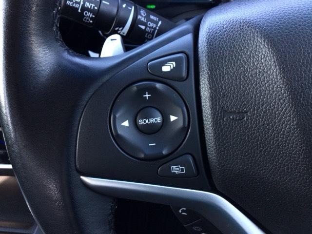 �X�e�A�����O�����R���́A�^�]���ł��ȒP�ɉ��ʒ�����`�����l���ύX���ł��܂��I�킫���^�]�h�~�ɂ��Ȃ���̂ň��S�ł���