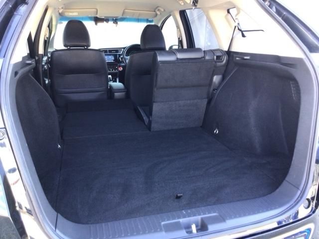 ���X�ł̔̔��ԗ��́A�Ԍ������͂������A�Ԍ��c����̎ԗ��ł��_����������������I��点�Ă��炨�q�l�ֈ����n���v���܂��̂ŁA���S���Ă��w�����������܂���