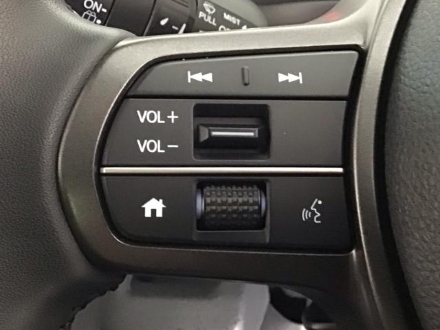 �X�e�A�����O�����R���́A�^�]���ł��ȒP�ɉ��ʒ�����`�����l���ύX���ł��܂��I�킫���^�]�h�~�ɂ��Ȃ���̂ň��S�ł���