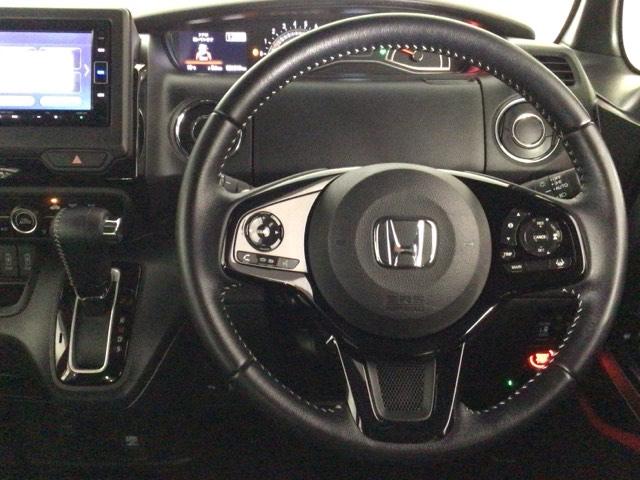 N-BOXカスタム Lターボ LED・フルセグ・メモリナビ・バックカメラ・純正AW・シートヒーター・ETC 地デジチューナー 衝突軽減ブレーキサポート LEDヘッドライ ターボエンジン PS カーテンエアバック エアバック USB(14枚目)