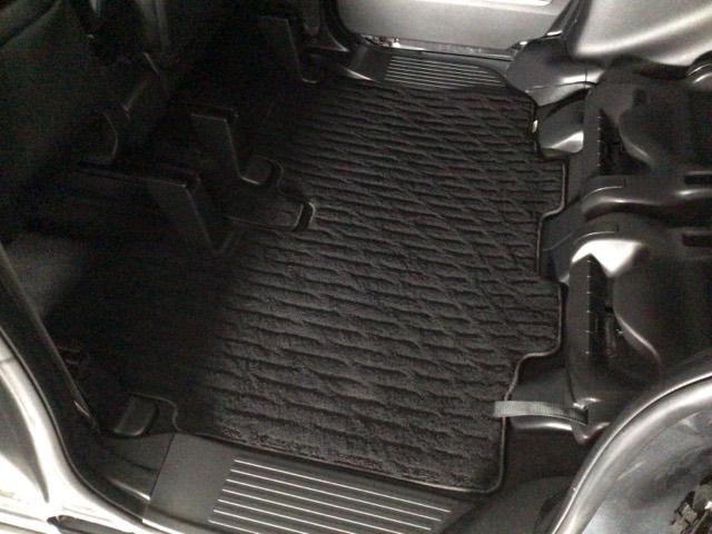 N-BOXカスタム Lターボ LED・フルセグ・メモリナビ・バックカメラ・純正AW・シートヒーター・ETC 地デジチューナー 衝突軽減ブレーキサポート LEDヘッドライ ターボエンジン PS カーテンエアバック エアバック USB(43枚目)