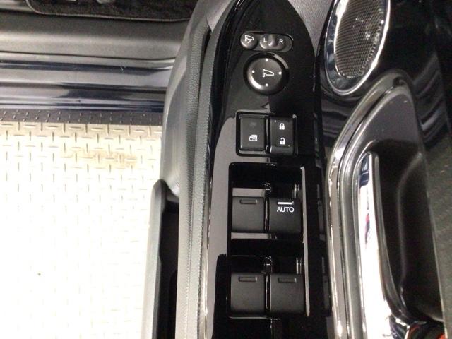 N-BOXカスタム L LED・フルセグ・メモリナビ・バックカメラ・純正AW・シートヒーター・ETC Pソナー サイドエアバッグ ナビTV ベンチシート キーフリーシステム LEDライト リアカメ クルーズコントロール AC(33枚目)