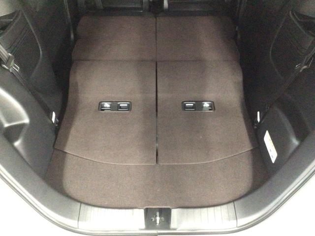 N-BOXカスタム G・EXターボホンダセンシング LED・メモリナビ・CD・バックカメラ・純正AW・シートヒーター・ETC Rカメ 前席シートヒーター クルコン サイドエアバッグ タ-ボ LEDヘットライト USB接続 横滑り防止 パワーステアリング(40枚目)