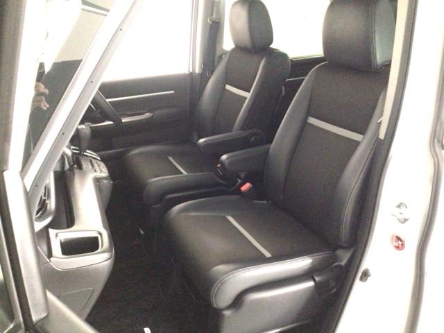 �Ԃ���D���ȃX�^�b�t���S�����߂Đڋq�������܂��B���q�l��l��l�̂��Ԃɑ΂���v����C���������������A�[���������Ԃ��߂�����悤�w�߂܂��B