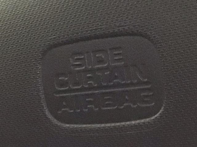 フィットハイブリッド Ｓパッケージ　ＬＥＤ・フルセグ・メモリナビ・ＤＶＤ・バックカメラ・純正ＡＷ・ＥＴＣ　サイドエアバック　リアカメラ　ＶＳＡ　クルコン　地デジＴＶ　イモビライザー　パワーウィンドウ　スマキー　ＤＶＤ再生　ナビＴＶ（27枚目）