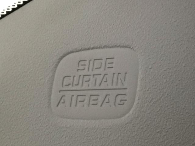 フィット ｅ：ＨＥＶホーム　レンタＵＰ・ＬＥＤ・フルセグ・メモリナビ・バックカメラ・ホンダＣＯＮＮＥＣＴ　前後誤発進抑制機能　クリソナ　助手席エアバッグ　運転席エアバッグ　ＬＥＤライト　ＵＳＢ接続　ＡＢＳ　サイドエアバッグ（26枚目）