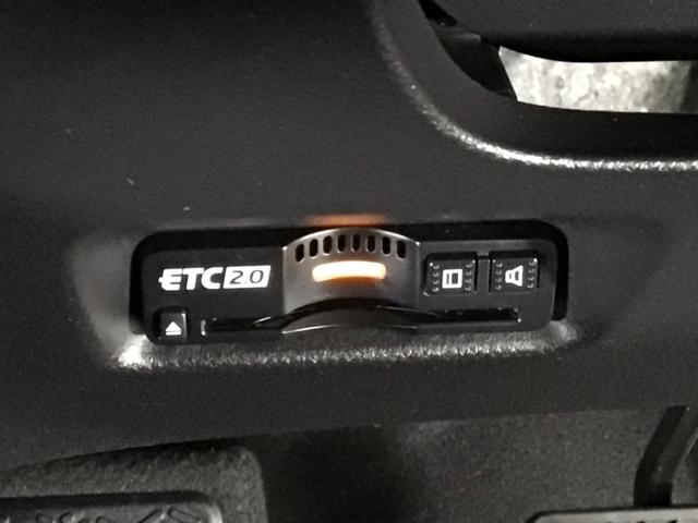 フィット ｅ：ＨＥＶホーム　レンタＵＰ・ＬＥＤ・フルセグ・メモリナビ・バックカメラ・ホンダＣＯＮＮＥＣＴ　前後誤発進抑制機能　クリソナ　助手席エアバッグ　運転席エアバッグ　ＬＥＤライト　ＵＳＢ接続　ＡＢＳ　サイドエアバッグ（29枚目）