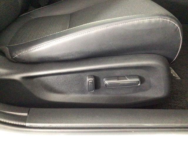 �y�d���V�[�g�z�V�[�g�̈ʒu��p�x���ׂ��������ł���p���[�V�[�g����������Ă���̂ŁA�^�]�����K�ł��ˁ�