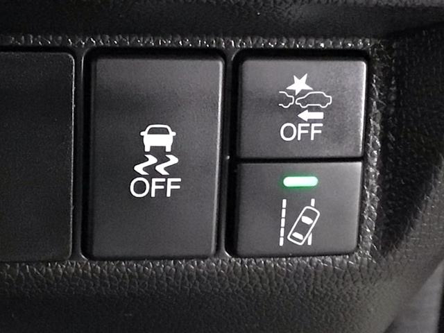 フィット １３Ｇ・Ｌホンダセンシング　ＬＥＤ・フルセグ・メモリナビ・ＤＶＤ・ＣＤ・バックカメラ・社外ＡＷ・ＥＴＣ　地デジフルセグＴＶ　ＥＴＣ車載器　ＤＶＤ再生可　ナビ＆ＴＶ　サイドカーテンエアバック　ＵＳＢ　リアカメラ　エアバック　ＶＳＡ（9枚目）