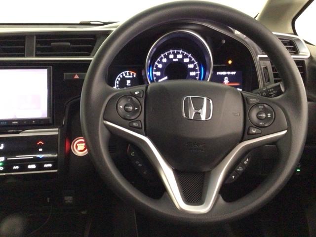 フィット １３Ｇ・Ｌホンダセンシング　ＬＥＤ・フルセグ・メモリナビ・ＤＶＤ・ＣＤ・バックカメラ・社外ＡＷ・ＥＴＣ　地デジフルセグＴＶ　ＥＴＣ車載器　ＤＶＤ再生可　ナビ＆ＴＶ　サイドカーテンエアバック　ＵＳＢ　リアカメラ　エアバック　ＶＳＡ（11枚目）