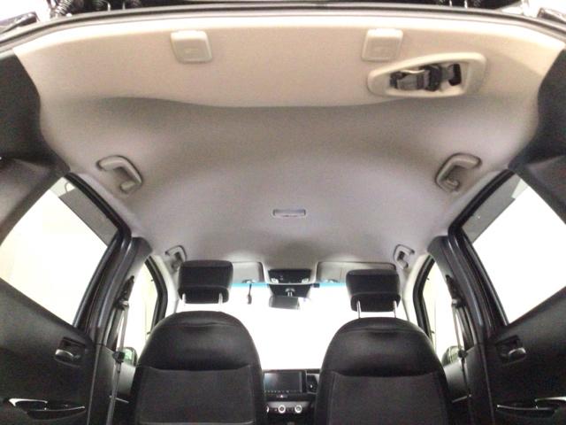 フィット ｅ：ＨＥＶホーム　ＬＥＤ・フルセグ・メモリナビ・バックカメラ・純正ＡＷ・ホンダＣＯＮＮＥＣＴ　前後誤発進抑制機能　クリソナ　助手席エアバッグ　運転席エアバッグ　ＬＥＤライト　ＵＳＢ接続　ＡＢＳ　サイドエアバッグ　ＶＳＡ（44枚目）