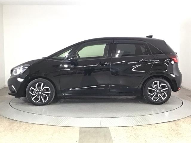 フィット ｅ：ＨＥＶホーム　ＬＥＤ・フルセグ・メモリナビ・バックカメラ・純正ＡＷ・ホンダＣＯＮＮＥＣＴ　前後誤発進抑制機能　クリソナ　助手席エアバッグ　運転席エアバッグ　ＬＥＤライト　ＵＳＢ接続　ＡＢＳ　サイドエアバッグ　ＶＳＡ（55枚目）