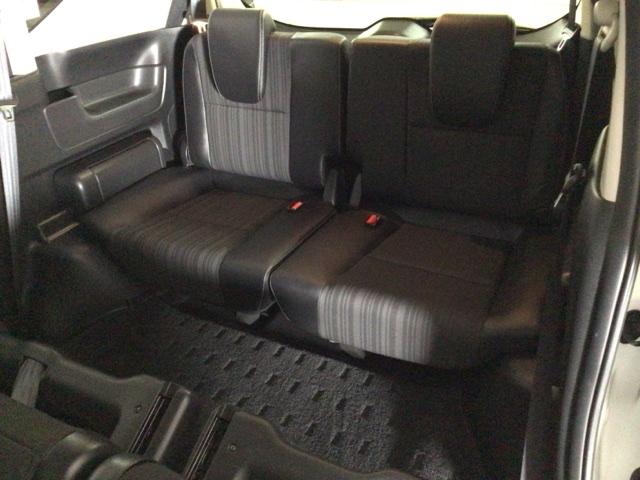 �y�R��ڃV�[�g�z�������肵�����݂̗L��V�[�g�ɂȂ�܂��̂Œ������Ԃ̃h���C�u�ł����S���Ă���蒸���܂���