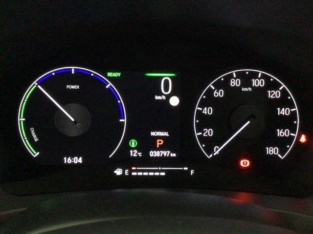 �f�ڂ���Ă���ʐ^�ȊO�����Ă݂����A�Ԃ̏�Ԃ��ڂ������������ȂǁA���C�y�ɂ��₢���킹���������I