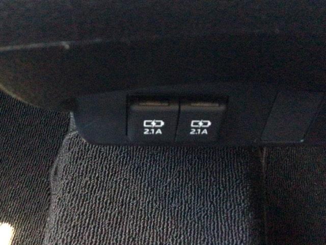 シエンタ ハイブリッドＧ　ＬＥＤ・フルセグ・メモリナビ・バックカメラ・両側電動スライドドア・ＥＴＣ　ブレーキサポート　ＬＥＤライト　Ｂカメラ　地デジ　クルコン　キーフリー　スマキー　横滑り防止システム　ナビＴＶ　イモビライザー（18枚目）