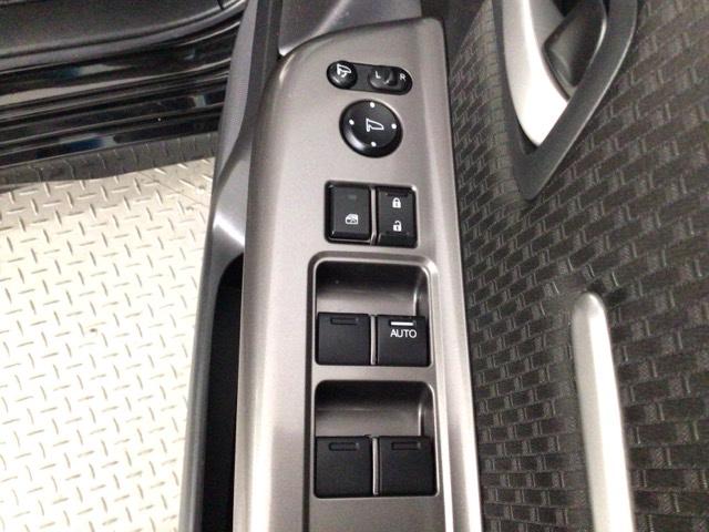 ���X�ł̔̔��ԗ��́A�Ԍ������͂������A�Ԍ��c����̎ԗ��ł��_����������������I��点�Ă��炨�q�l�ֈ����n���v���܂��̂ŁA���S���Ă��w�����������܂���