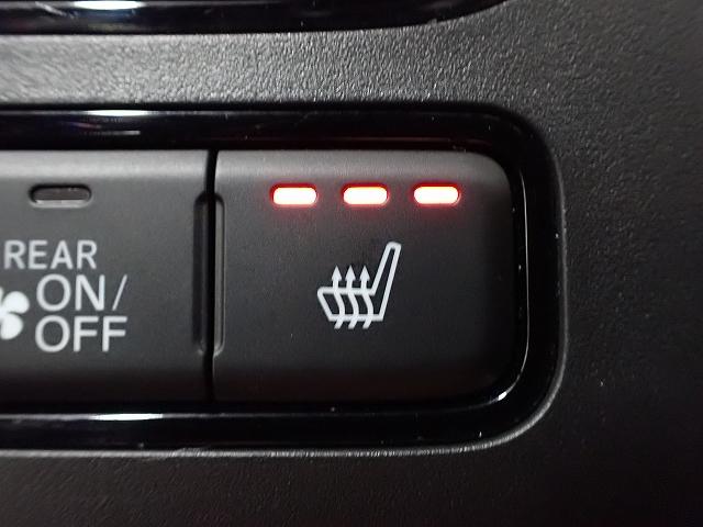 �̂𒼐ډ��߂Ă����V�[�g�q�[�^�[����������Ă��܂��B�g�����Ȃ�܂ł̎��Ԃ������̂Ŋ������ł���ɂȂ�܂���B