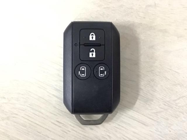 スペーシアカスタム ハイブリッドＸＳターボ　ＨＩＤ・Ｂｌｕｅｔｏｏｔｈ・シートヒーター・純正ＡＷ・両側電動スライドドア　両自動ドア　前後誤発進抑制機能　ＡＣ　リアコーナーセンサー　スマートキー付　ターボモデル　ＥＳＣ　クルコン　サイドエアバック（30枚目）