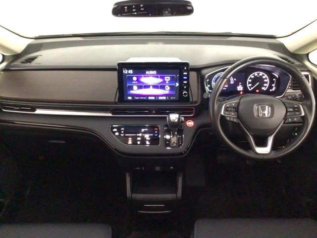 オデッセイハイブリッド e:HEVアブソルート LED・フルセグ・メモリナビ・バックカメラ・純正AW・両側電動ドア・ETC サイドカーテンエアバック 衝突被害軽減ブレーキ LEDヘッドランプ クリアランスソナー 両電動ドア USB DVD(4枚目)