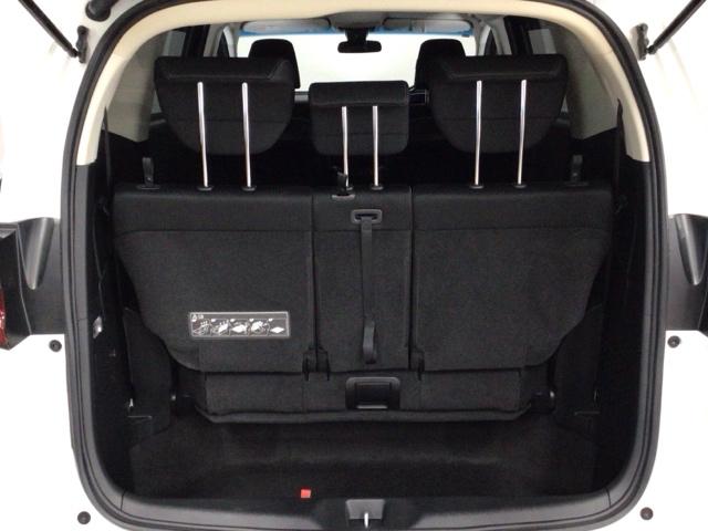 オデッセイハイブリッド e:HEVアブソルート LED・フルセグ・メモリナビ・バックカメラ・純正AW・両側電動ドア・ETC サイドカーテンエアバック 衝突被害軽減ブレーキ LEDヘッドランプ クリアランスソナー 両電動ドア USB DVD(38枚目)