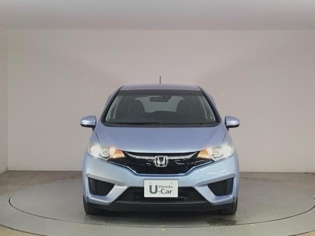 フィットハイブリッド Ｌパッケージ　ＬＥＤ・フルセグ・メモリナビ・ＤＶＤ・バックカメラ・ＥＣＯＮスイッチ・ＥＴＣ　ナビ＆ＴＶ　地デジフルセグＴＶ　サイドエアバック　ＤＶＤ再生　オートクルーズコントロール　イモビライザー　ＥＳＣ　ＡＢＳ（42枚目）