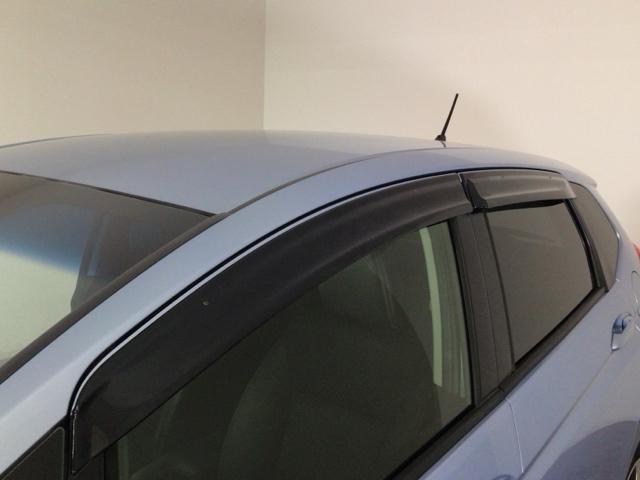 フィットハイブリッド Ｌパッケージ　ＬＥＤ・フルセグ・メモリナビ・ＤＶＤ・バックカメラ・ＥＣＯＮスイッチ・ＥＴＣ　ナビ＆ＴＶ　地デジフルセグＴＶ　サイドエアバック　ＤＶＤ再生　オートクルーズコントロール　イモビライザー　ＥＳＣ　ＡＢＳ（48枚目）