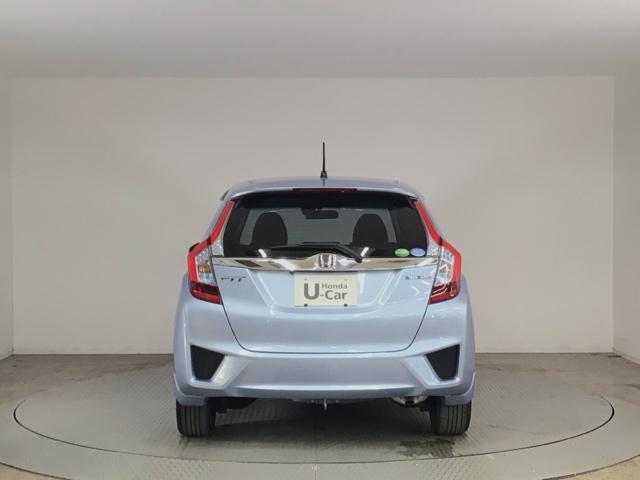 フィットハイブリッド Ｌパッケージ　ＬＥＤ・フルセグ・メモリナビ・ＤＶＤ・バックカメラ・ＥＣＯＮスイッチ・ＥＴＣ　ナビ＆ＴＶ　地デジフルセグＴＶ　サイドエアバック　ＤＶＤ再生　オートクルーズコントロール　イモビライザー　ＥＳＣ　ＡＢＳ（50枚目）