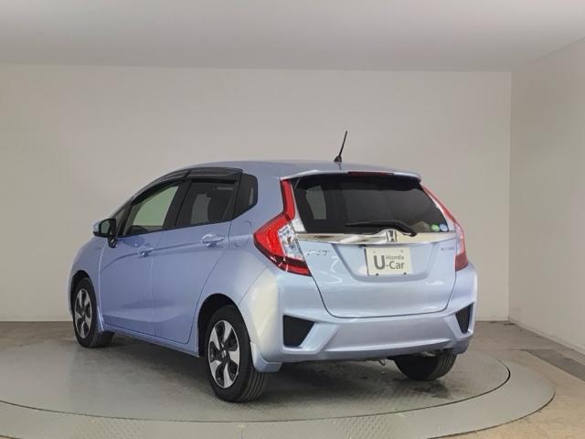 フィットハイブリッド Ｌパッケージ　ＬＥＤ・フルセグ・メモリナビ・ＤＶＤ・バックカメラ・ＥＣＯＮスイッチ・ＥＴＣ　ナビ＆ＴＶ　地デジフルセグＴＶ　サイドエアバック　ＤＶＤ再生　オートクルーズコントロール　イモビライザー　ＥＳＣ　ＡＢＳ（52枚目）