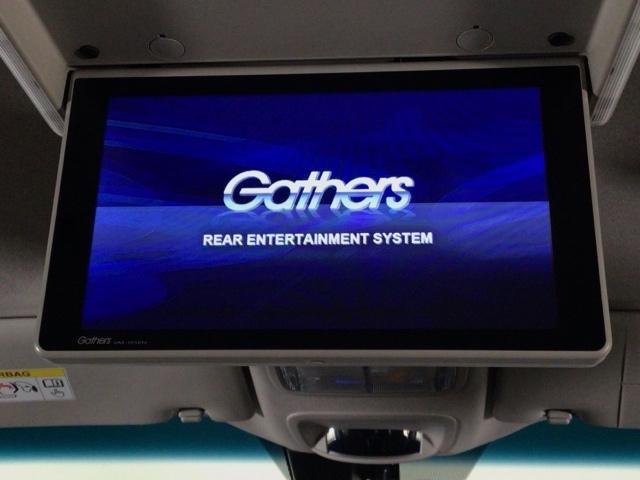 フリード クロスター・ホンダセンシング　ＬＥＤ・フルセグ・メモリナビ・後席モニター・純正ＡＷ・シートヒーター・ＥＴＣ　両ＰＳＤ　地デジ　エアバック　Ｉストップ　ＶＳＡ　リヤカメラ　３列シート　ＤＶＤ再生　ウォークスルー　イモビライザー（8枚目）