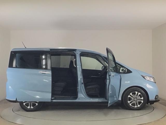 フリード クロスター・ホンダセンシング　ＬＥＤ・フルセグ・メモリナビ・後席モニター・純正ＡＷ・シートヒーター・ＥＴＣ　両ＰＳＤ　地デジ　エアバック　Ｉストップ　ＶＳＡ　リヤカメラ　３列シート　ＤＶＤ再生　ウォークスルー　イモビライザー（46枚目）