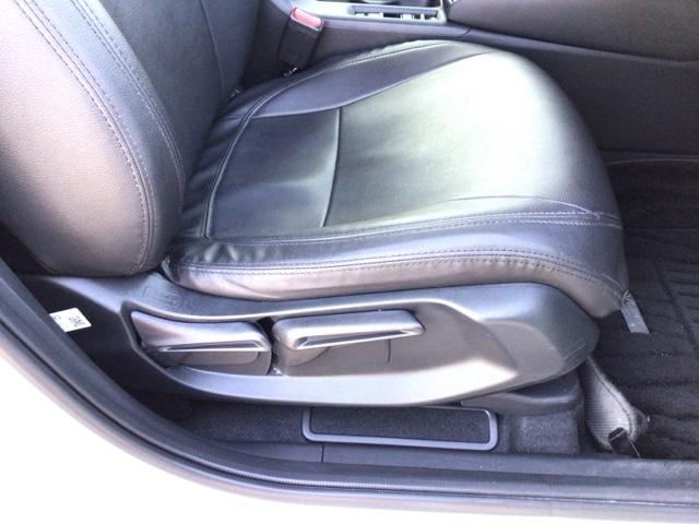 �y�O�ȁz�^�]�Ȃɂ̓V�[�g���𒲐��ł���n�C�g�A�W���X�^�[����������A���L���V�[�g�|�W�V�����̐ݒ肪�\�ɂȂ��Ă���܂���