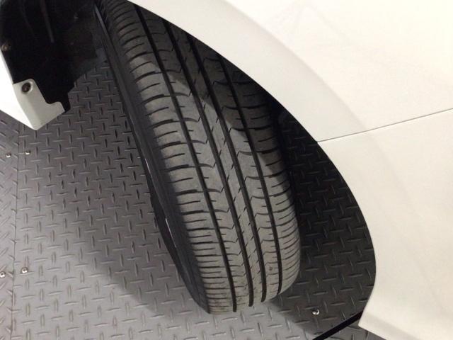 エスクァイア ハイブリッドＧｉ　ＬＥＤ・フルセグ・メモリナビ・バックカメラ・純正ＡＷ・両側電動ドア・ＥＴＣ　シートＨ　Ｒカメラ　ＡＡＣ　ウォークスルー　ナビ＆ＴＶ　地デジ　ＬＥＤライト　キーレスエントリー　スマートキー付　エアバック（3枚目）