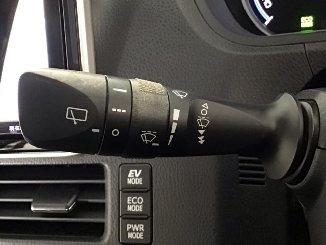 エスクァイア ハイブリッドＧｉ　ＬＥＤ・フルセグ・メモリナビ・バックカメラ・純正ＡＷ・両側電動ドア・ＥＴＣ　シートＨ　Ｒカメラ　ＡＡＣ　ウォークスルー　ナビ＆ＴＶ　地デジ　ＬＥＤライト　キーレスエントリー　スマートキー付　エアバック（15枚目）