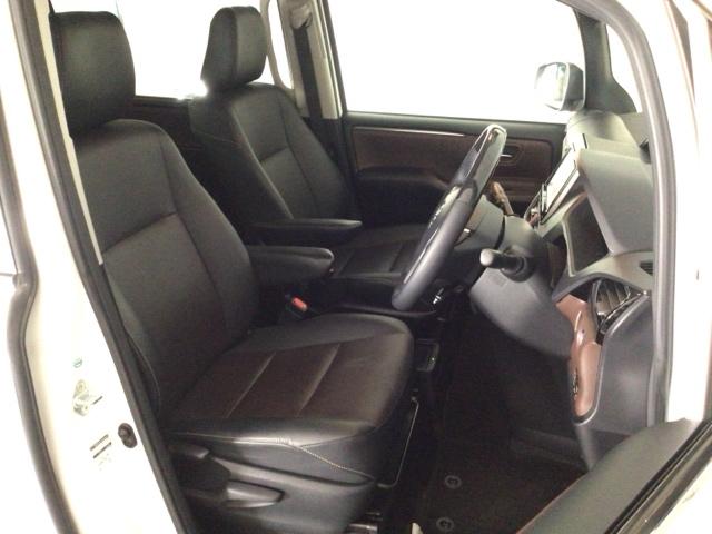 エスクァイア ハイブリッドＧｉ　ＬＥＤ・フルセグ・メモリナビ・バックカメラ・純正ＡＷ・両側電動ドア・ＥＴＣ　シートＨ　Ｒカメラ　ＡＡＣ　ウォークスルー　ナビ＆ＴＶ　地デジ　ＬＥＤライト　キーレスエントリー　スマートキー付　エアバック（26枚目）
