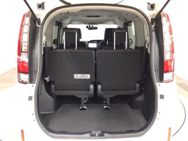 エスクァイア ハイブリッドＧｉ　ＬＥＤ・フルセグ・メモリナビ・バックカメラ・純正ＡＷ・両側電動ドア・ＥＴＣ　シートＨ　Ｒカメラ　ＡＡＣ　ウォークスルー　ナビ＆ＴＶ　地デジ　ＬＥＤライト　キーレスエントリー　スマートキー付　エアバック（34枚目）