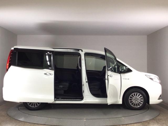 エスクァイア ハイブリッドＧｉ　ＬＥＤ・フルセグ・メモリナビ・バックカメラ・純正ＡＷ・両側電動ドア・ＥＴＣ　シートＨ　Ｒカメラ　ＡＡＣ　ウォークスルー　ナビ＆ＴＶ　地デジ　ＬＥＤライト　キーレスエントリー　スマートキー付　エアバック（42枚目）