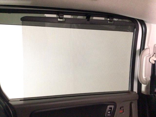 フリードハイブリッド ハイブリッド・EX LED・フルセグ・メモリナビ・バックカメラ・純正AW・シートヒーター・ETC 地デジフルセグTV シ-トヒ-タ- リヤカメラ LEDライト フルオートエアコン ABS DVD再生可 ウォークスルー(31枚目)