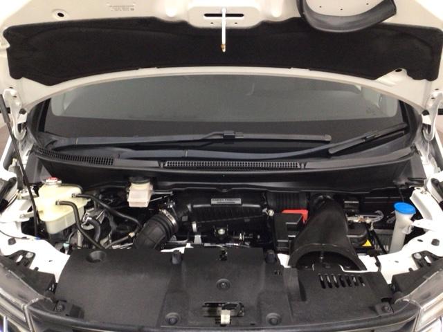 ステップワゴンスパーダ スパーダホンダセンシング　ＬＥＤ・フルセグ・メモリナビ・バックカメラ・純正ＡＷ・両側電動ドア・ＥＴＣ　盗難防止　助手席エアバッグ　Ｗパワスラ　地デジ　ＬＥＤライト　横滑り防止システム　オートエアコン　リアカメラ　ＵＳＢ　スマ鍵（49枚目）