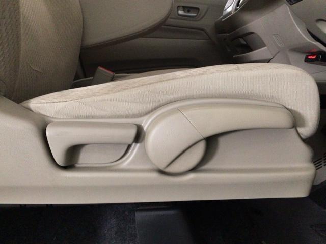 �y�O�ȁz�^�]�Ȃɂ̓V�[�g���𒲐��ł���n�C�g�A�W���X�^�[����������A���L���V�[�g�|�W�V�����̐ݒ肪�\�ɂȂ��Ă���܂���